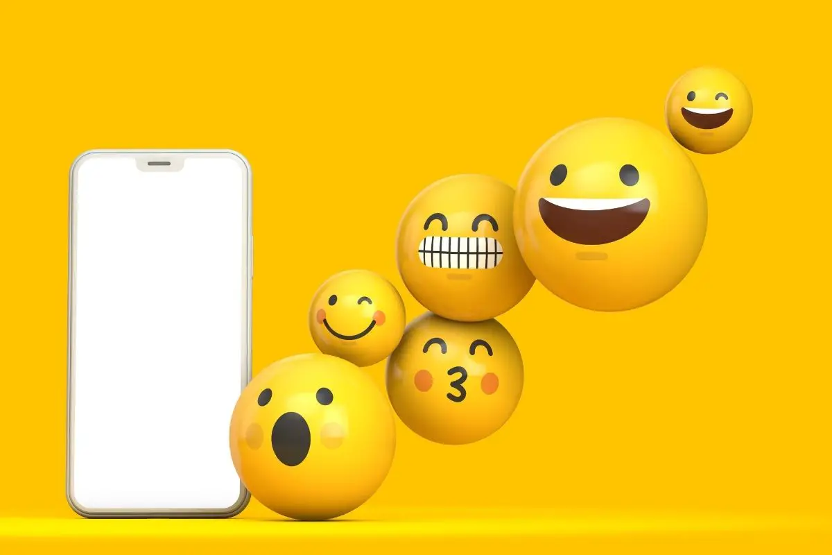 Do Emojis Go Across Or Down? (Find Out!) - GIF Like